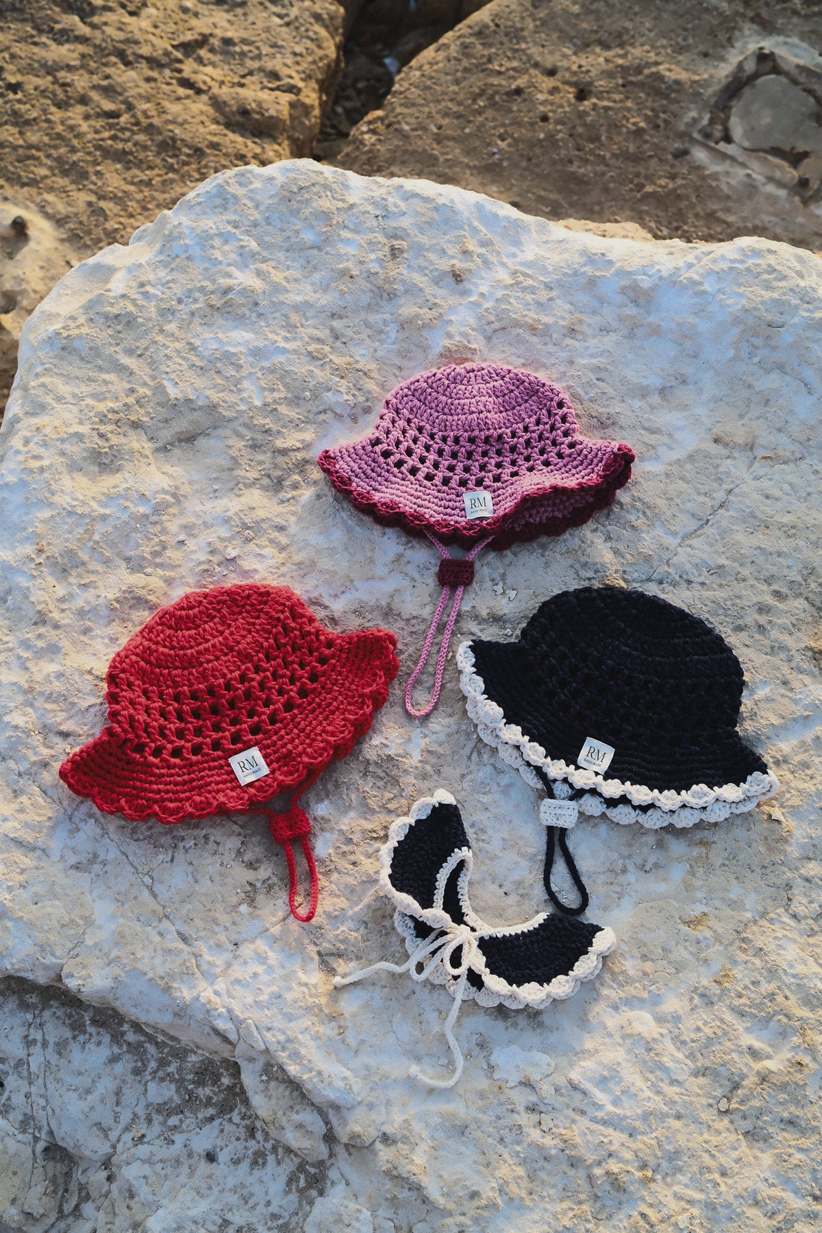 Kids Crochet Collar in Navy and Cream